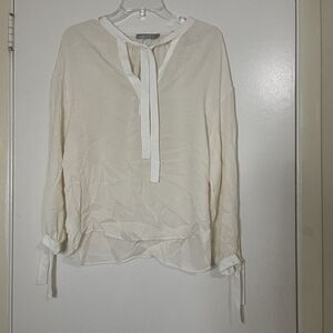 VINCE. Ivory silk knit trim collar tie flowy blouse size small